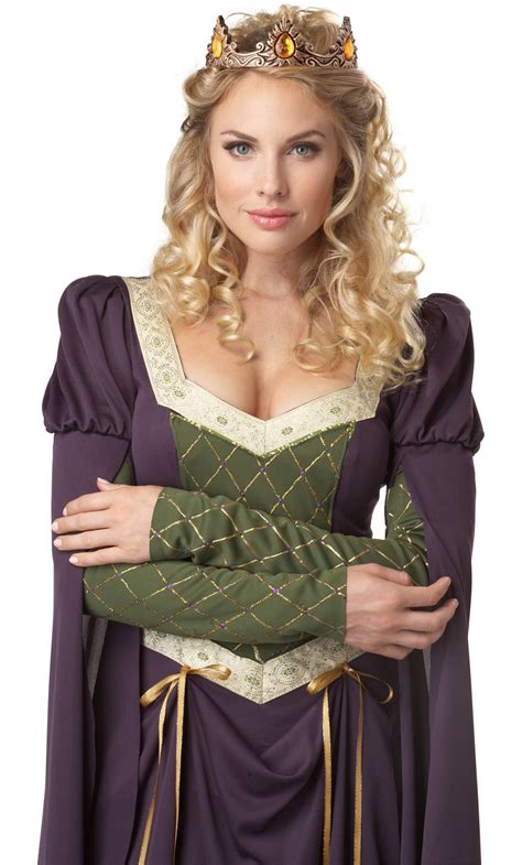 Especially our medieval leather armours and products from our own production found many fans. . Medieval cosplay female